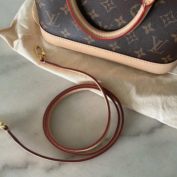 Louis Vuitton alma bb SOLD - Picture 3 of 9